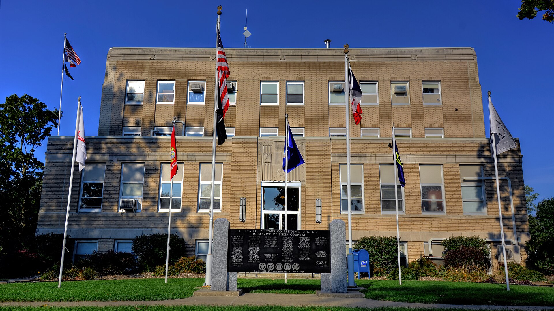 Jones-court-house in Anamosa