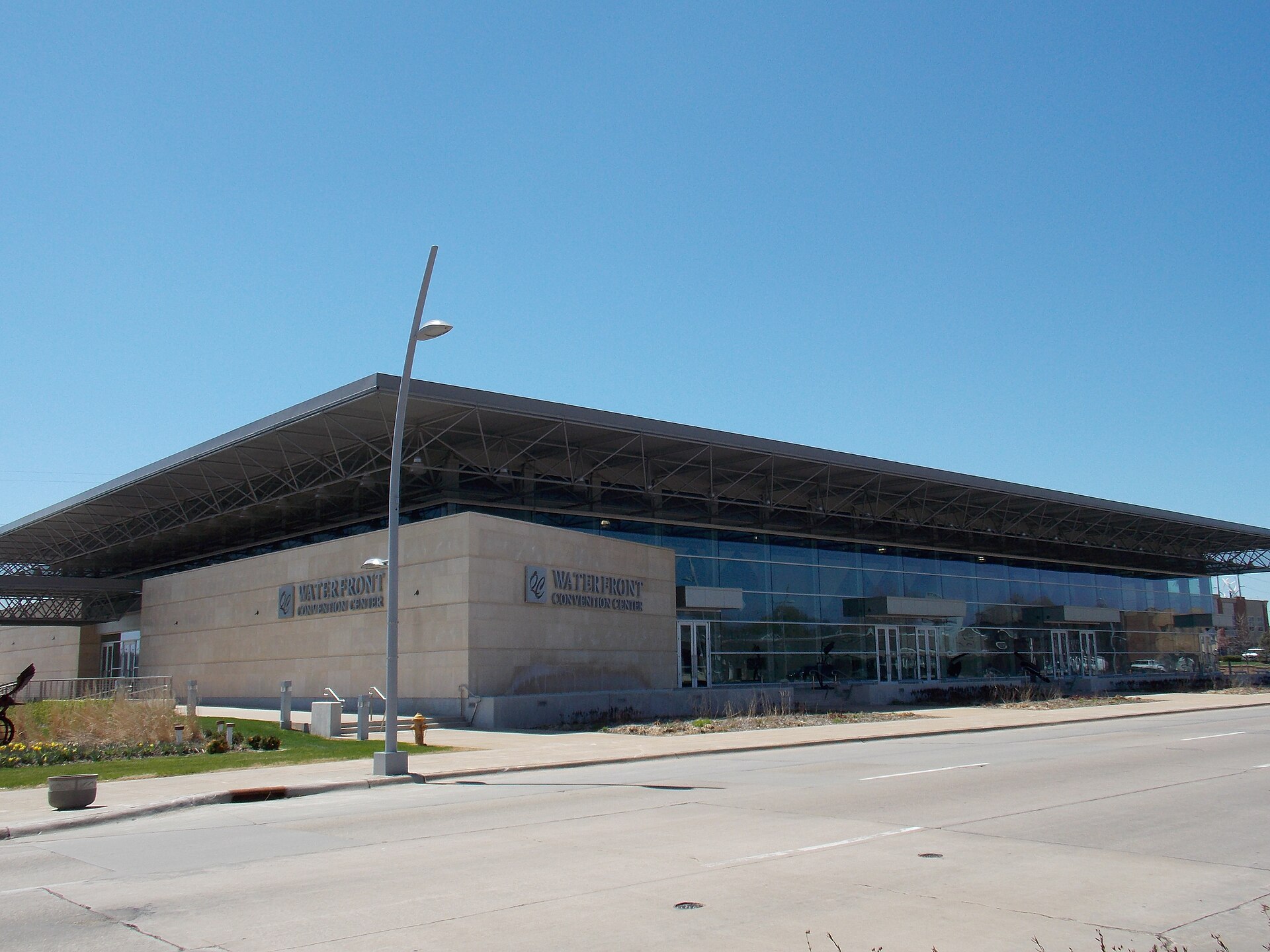 QC Waterfront Convention Ctr E in Bettendorf