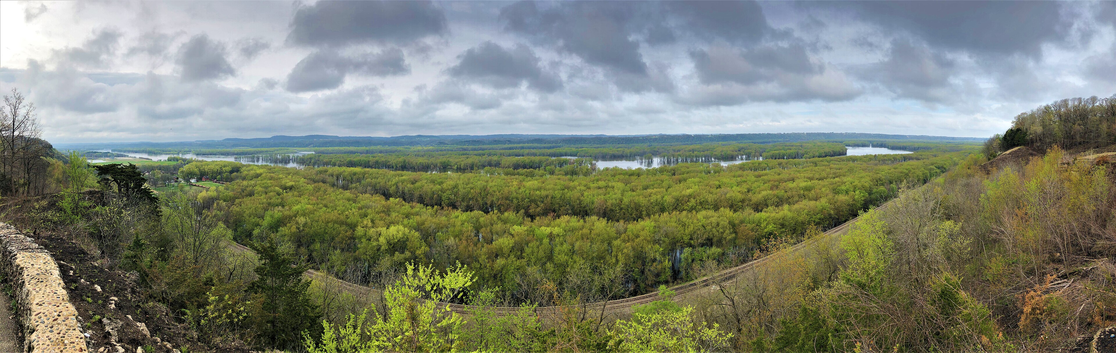 Mississippi River overlook from the bluffs in the McGregor District of the Upper Mississippi refuge