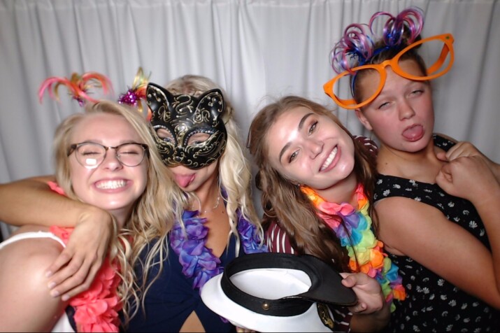 center point photo booth