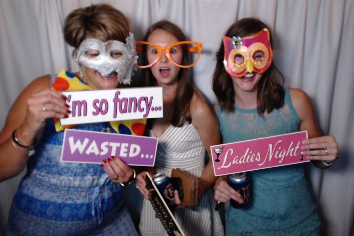 kalona photo booth